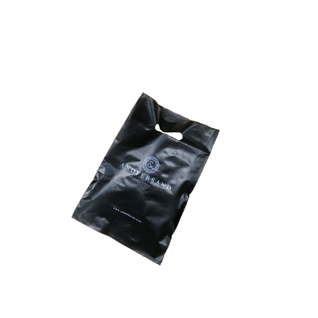 Die cut handle bag for retail shopping and carry